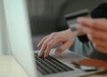 Quando o benefício custa caro: os cuidados com cashback e programas de pontos 