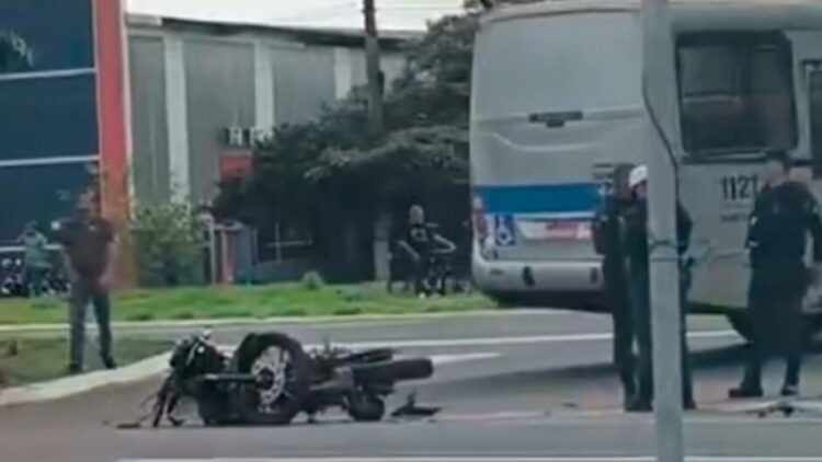 Motociclista morre na manhã desta quarta ao colidir com carro em cruzamento da Gury Marques