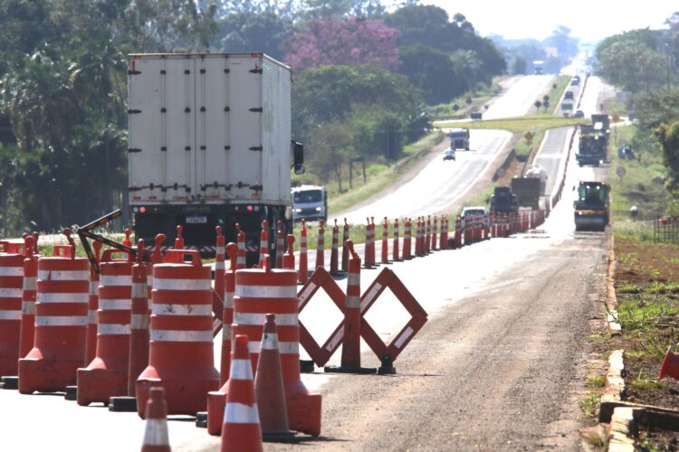 Meio da semana tem obras e conservação na BR-163 em MS. Confira os pontos de atenção: