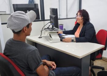CG tem 464 vagas nesta sexta para trabalhador sem experiência, entre elas operador de caixa, eletricista e mais