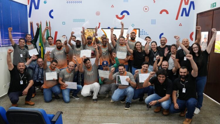 Indústria inicia contratação dos formados da segunda turma do programa Colheita de Talentos