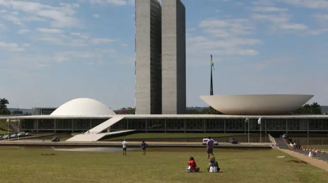 CCJ do Senado encerra análise da PEC da Segurança Pública e envia texto ao Plenário