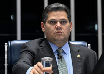 Alcolumbre tira PEC da segurança pública de pauta em meio a impasse com redução de maioridade penal