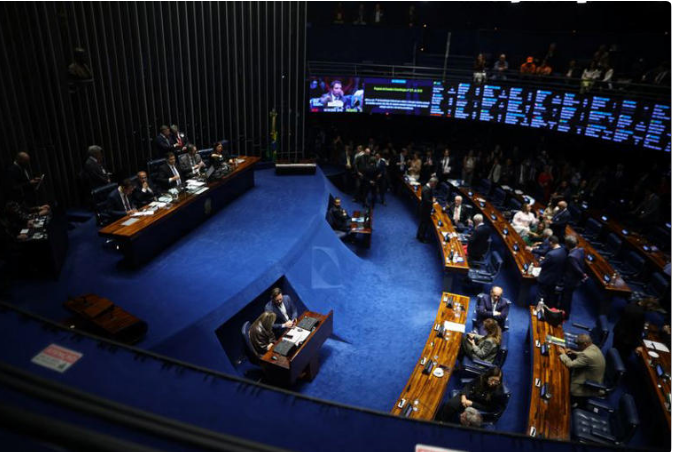 Senado aprova perdão de dívidas e aumento do limite para de R$140 mil para enquadramento no MEI