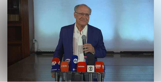 Alckmin diz que Flávio Bolsonaro fez 19 exigências e não quer abrir sigilo: ‘Vida pública é pública, tem que ser transparente’