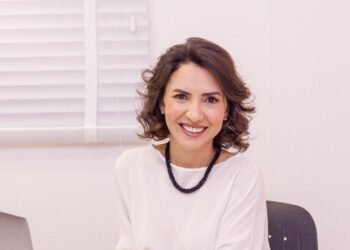 Outubro Rosa nas empresas: quando a campanha é bonita, mas o cuidado não sai do discurso