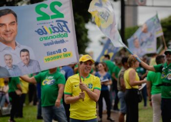 Encontrão 22 reúne milhares de pessoas na Capital e Coronel David intensifica apoio por Flávio Bolsonaro