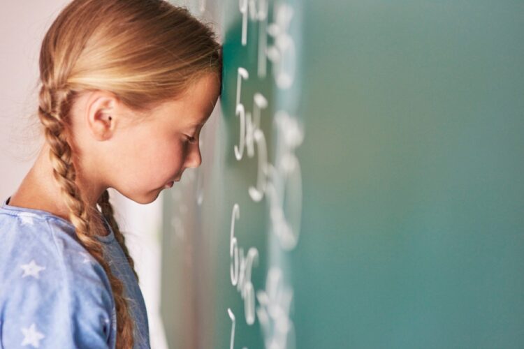 Dislexia: Entenda os principais sinais e impactos do transtorno de aprendizagem nas crianças