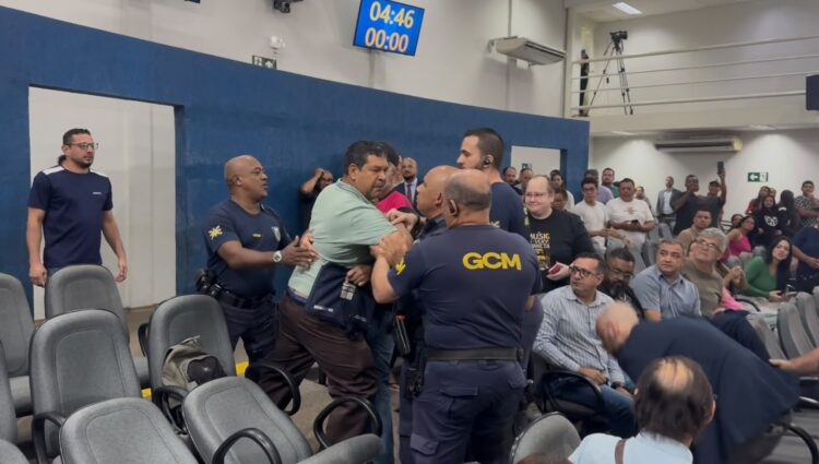 CDL Campo Grande quer saber quem são os servidores que arrumaram confusão na Câmara