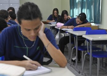 Com transmissão ao vivo, jovens de MS terão aulão gratuito de Redação e Biologia com foco no Enem