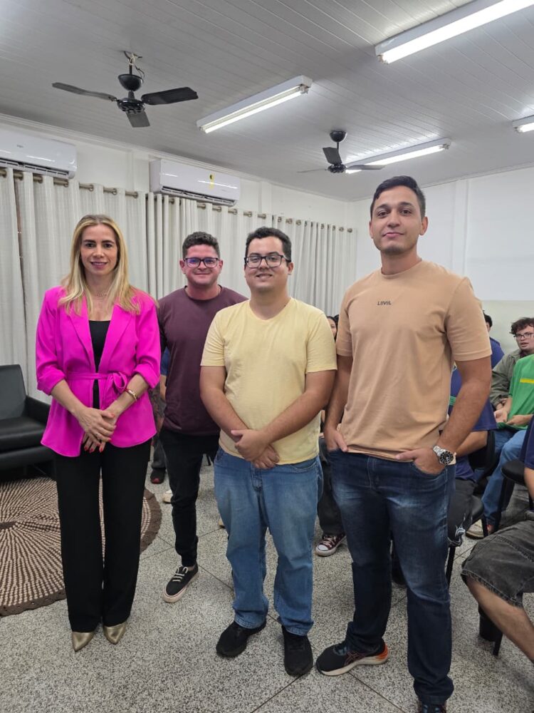 Juíza Tatiana Said aproxima estudantes da Justiça e abre espaço para reflexões