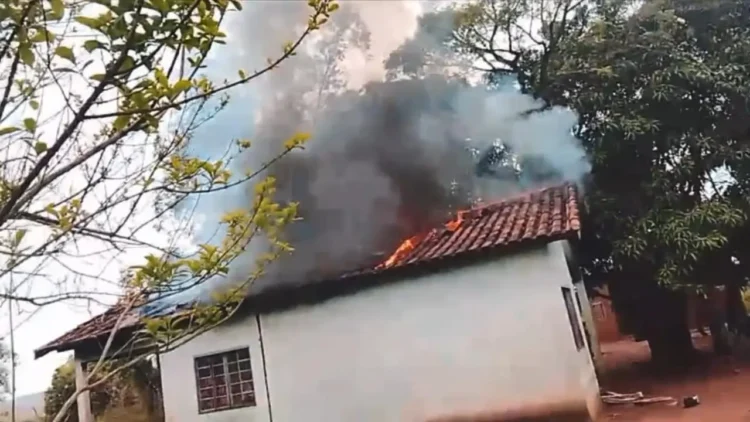 Deputado cobra investigação sobre incêndio em casa de reza indígena e denúncias de ameaças em MS